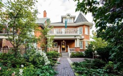 1-1 Maynard Avenue  Toronto, ON M6K 2Z7