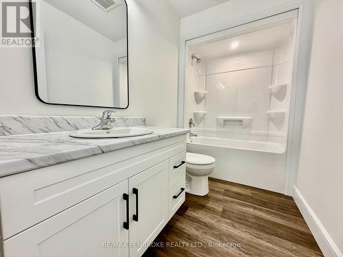 62 Eddy Crescent, Pembroke, ON - Indoor Photo Showing Bathroom