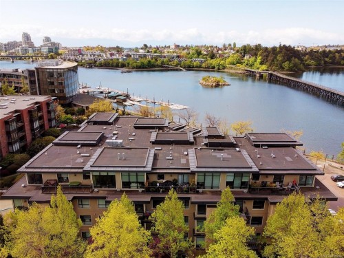 #206-330 Waterfront Cres  Victoria, BC V8T 5K3