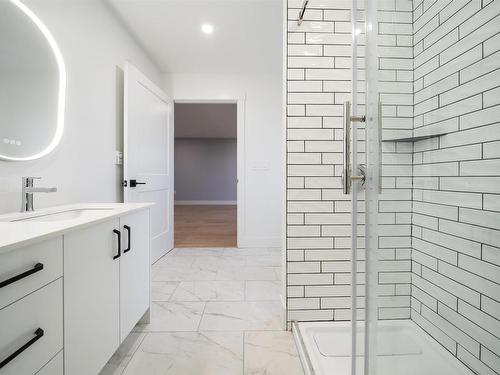 32 Brianna Drive, Lantz, NS - Indoor Photo Showing Bathroom