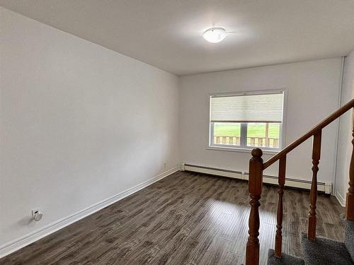683 Mahon Street, New Waterford, NS - Indoor Photo Showing Other Room