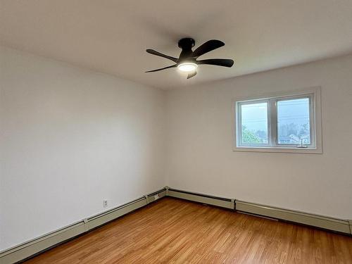 683 Mahon Street, New Waterford, NS - Indoor Photo Showing Other Room