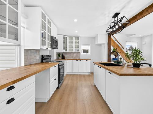 489 North Market Street, Summerside, PE - Indoor Photo Showing Kitchen