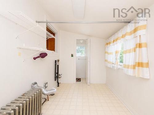 18/20 Queen Street, Sydney, NS - Indoor Photo Showing Other Room