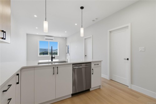 3482 Merlot Terr, Langford, BC - Indoor Photo Showing Kitchen With Double Sink