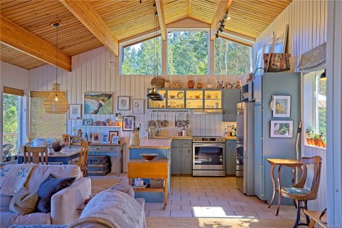 1607 North Beach Rd, Salt Spring, BC 