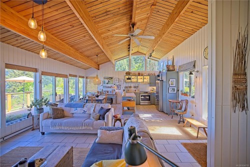 1607 North Beach Rd, Salt Spring, BC 