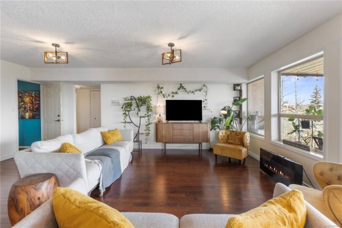 380 Crystalview Terr, Langford, BC 