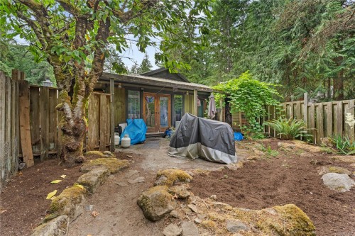 395 Lyngail Pl, Gabriola Island, BC 