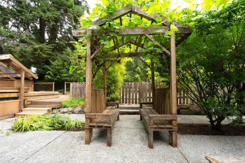 395 Lyngail Pl, Gabriola Island, BC 