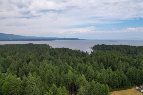 395 Lyngail Pl, Gabriola Island, BC 