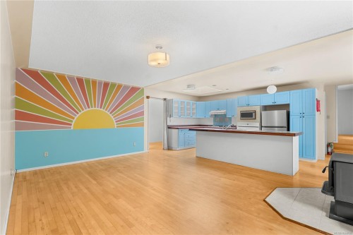 395 Lyngail Pl, Gabriola Island, BC 