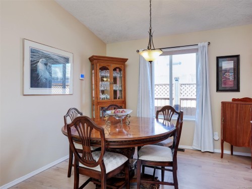 19 Eagle Lane, View Royal, BC 