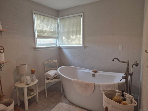 2942 Sherman Rd, Duncan, BC 