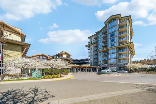 #307C-181 Beachside Dr, Parksville, BC - Outdoor With Facade