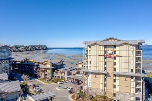 #307C-181 Beachside Dr, Parksville, BC - Outdoor With Body Of Water