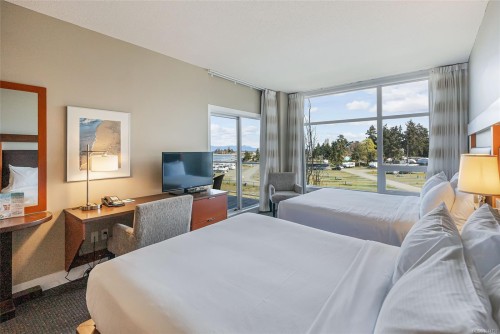 #307C-181 Beachside Dr, Parksville, BC - Indoor Photo Showing Bedroom