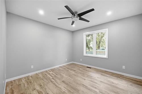 78 Fernwood Ave, Winnipeg, MB - Indoor Photo Showing Other Room