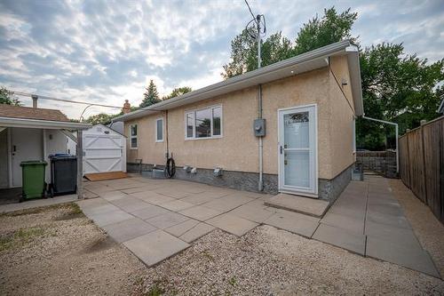 78 Fernwood Ave, Winnipeg, MB - Outdoor With Exterior