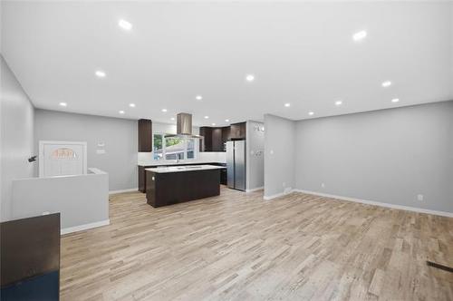 78 Fernwood Ave, Winnipeg, MB - Indoor
