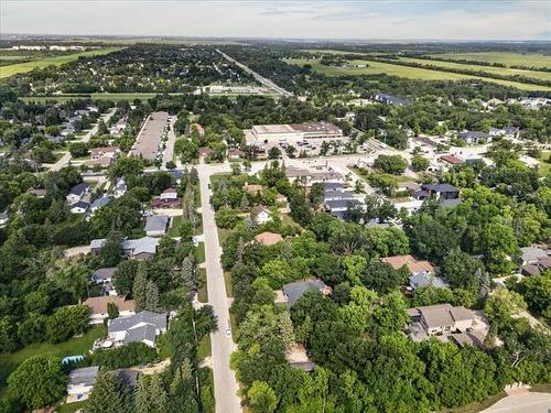 2047 Roseneath Ave, Winnipeg, MB 