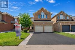 3696 WATERFALL CRESCENT  Mississauga, ON L5N 8G8