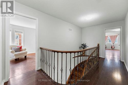 3696 Waterfall Crescent, Mississauga, ON - Indoor Photo Showing Other Room