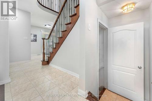 3696 Waterfall Crescent, Mississauga, ON - Indoor Photo Showing Other Room