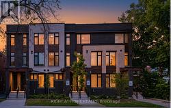 UNIT#1 - 1758 LAWRENCE AVENUE W  Toronto, ON M6L 3C4