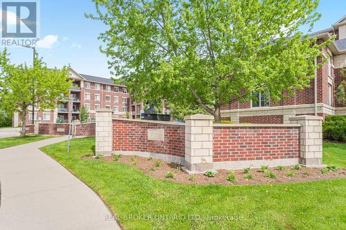 414 - 1440 Gordon Street, Guelph, ON - Outdoor