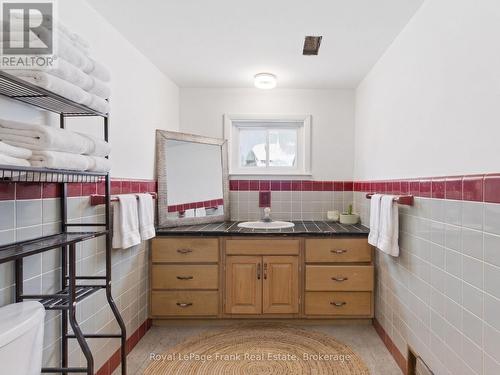 241 Bellevue Drive, Quinte West, ON - Indoor