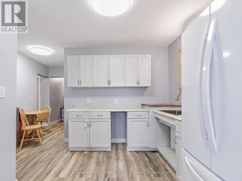 241 Bellevue Drive, Quinte West, ON - Indoor Photo Showing Kitchen