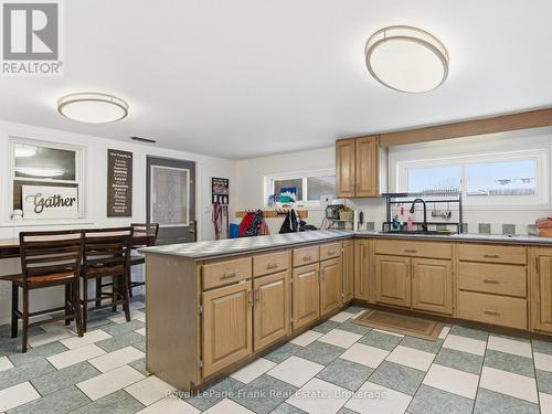 241 Bellevue Drive, Quinte West, ON - Indoor Photo Showing Kitchen