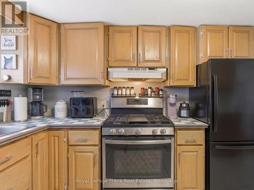 241 Bellevue Drive, Quinte West, ON - Indoor Photo Showing Kitchen