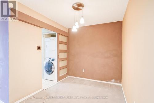 401 - 3077 Weston Road, Toronto, ON - Indoor Photo Showing Laundry Room