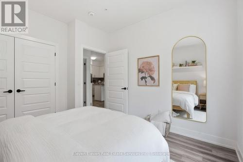 422 - 1100 Lackner Place, Kitchener, ON - Indoor Photo Showing Bedroom
