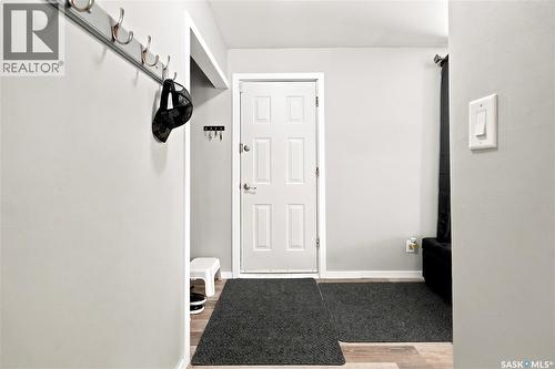 2816 Queen Street, Regina, SK - Indoor Photo Showing Other Room