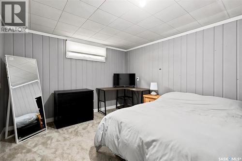 2816 Queen Street, Regina, SK - Indoor Photo Showing Bedroom