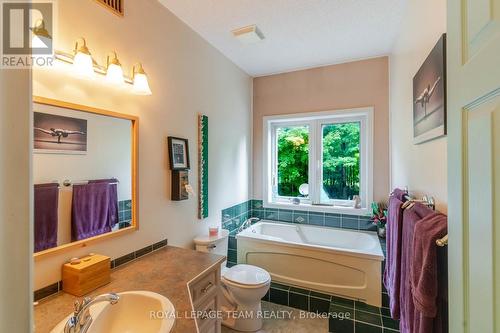 1271 Ramsay Con 3A Road, Mississippi Mills, ON - Indoor Photo Showing Bathroom