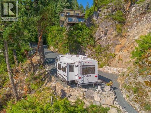 9951 Finn Bay Rd, Powell River, BC - Outdoor