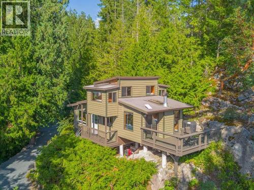 9951 Finn Bay Rd, Powell River, BC - Outdoor