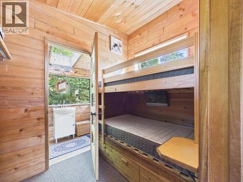 9951 Finn Bay Rd, Powell River, BC - Indoor Photo Showing Other Room