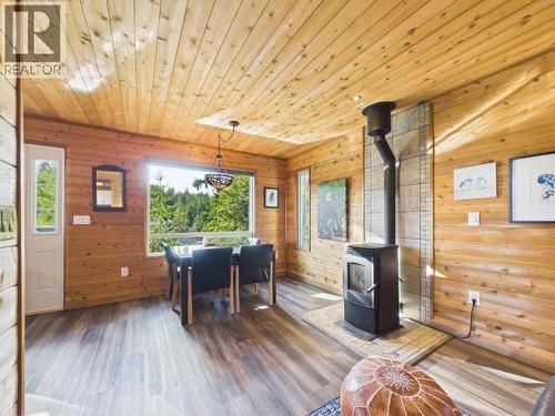 9951 Finn Bay Rd, Powell River, BC - Indoor Photo Showing Other Room