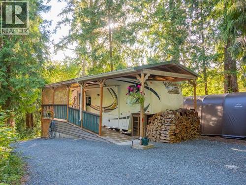 9951 Finn Bay Rd, Powell River, BC - Outdoor