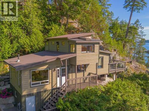 9951 Finn Bay Rd, Powell River, BC - Outdoor