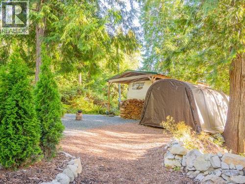 9951 Finn Bay Rd, Powell River, BC - Outdoor