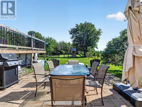 828 Foss Road, Pelham (Fenwick), ON - Outdoor With Deck Patio Veranda