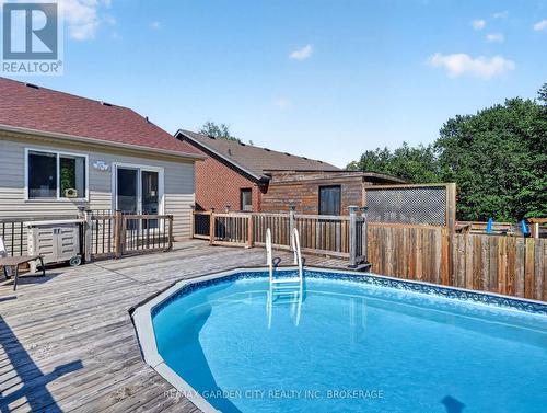 828 Foss Road, Pelham (Fenwick), ON - Outdoor With Above Ground Pool With Deck Patio Veranda