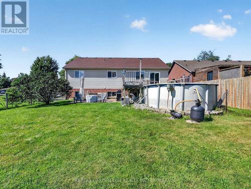 828 Foss Road, Pelham (Fenwick), ON - Outdoor With Above Ground Pool