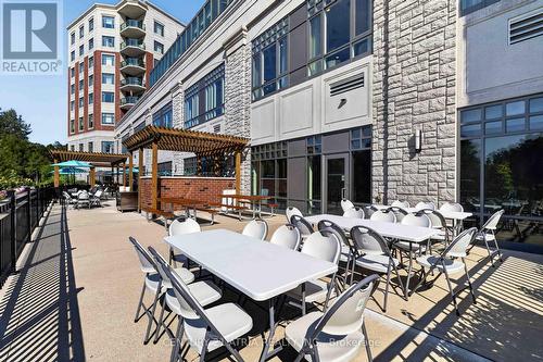 306 - 460 William Graham Drive, Aurora, ON - Outdoor
